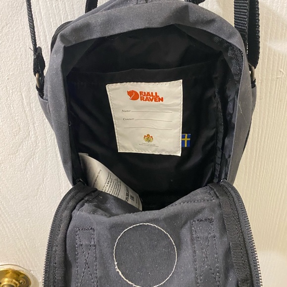 Great bay for camping or outdoor fun - Picture 2 of 3